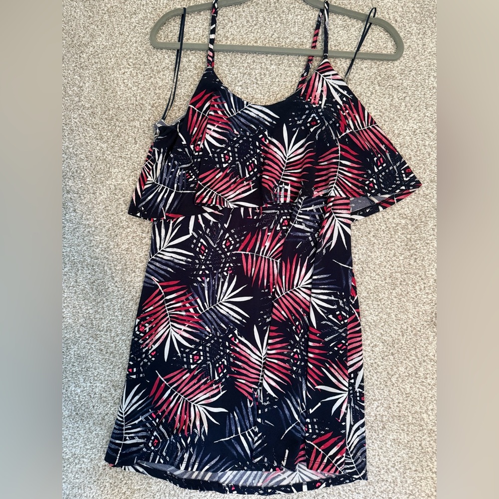 Express Dress - Picture 2 of 8